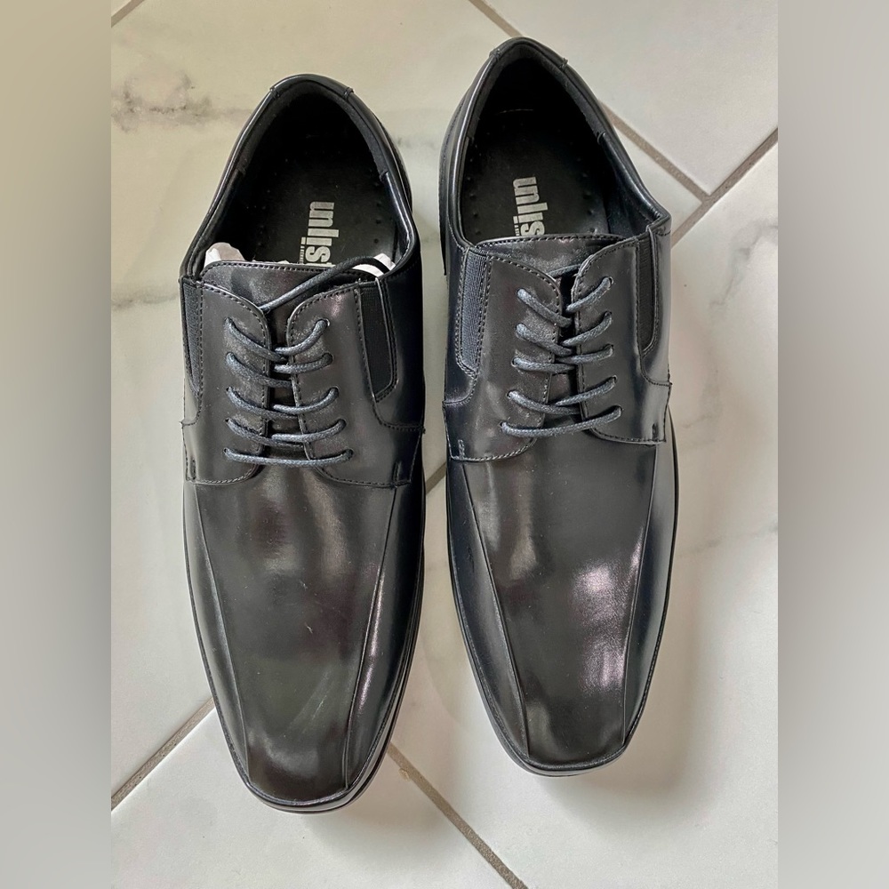 NWOT Men’s Unlisted Dress Shoes